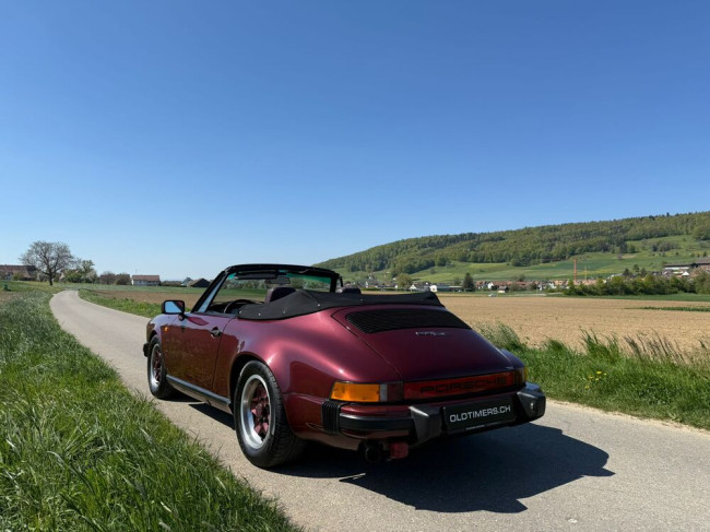 Porsche Gebrauchtwagenangebot PORSCHE 911 SC CABRIOLET IN BORDEAUX