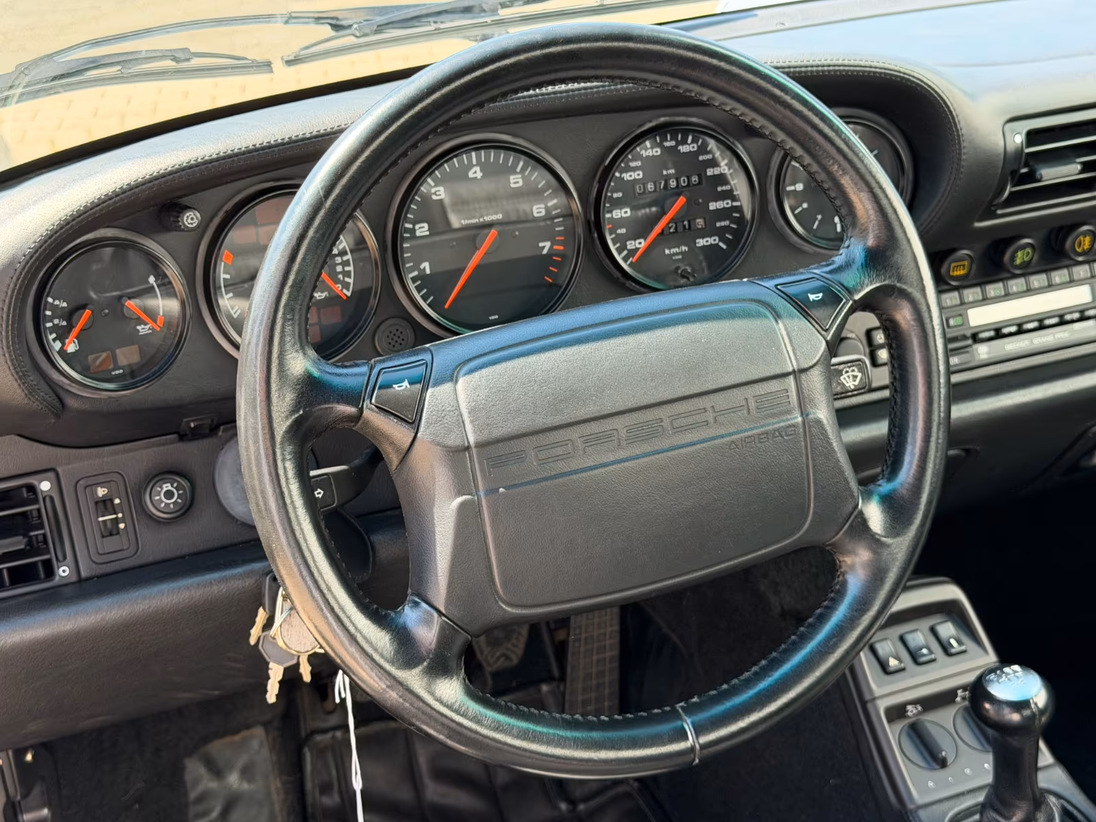 Porsche Gebrauchtwagenangebot PORSCHE 964 CARRERA 4 COUPE JUBI WTL