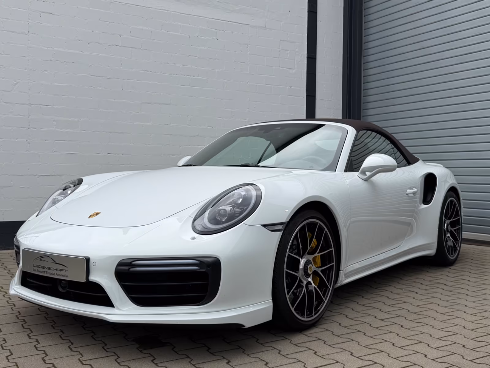 PORSCHE 991 TURBO S CABRIOLET - PORSCHE APPROVED