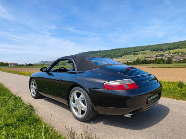 Porsche Gebrauchtwagenangebot PORSCHE 996 CARRERA CABRIOLET IN SCHWARZ