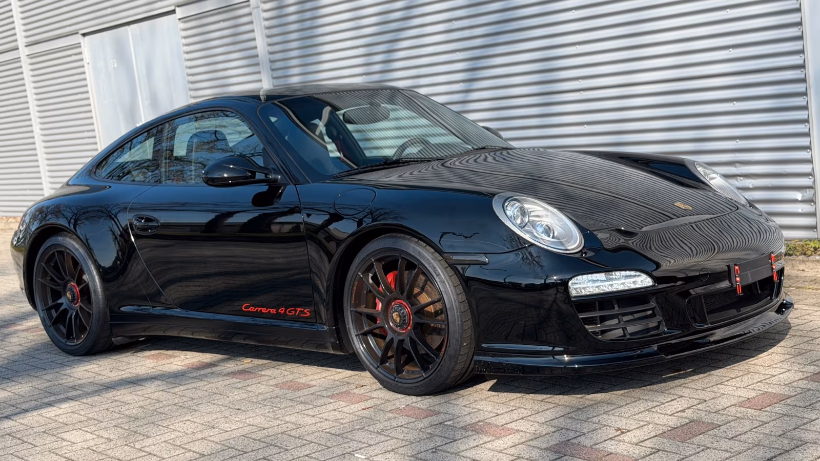 PORSCHE 997.2 CARRERA 4 GTS COUPE - 3. HAND