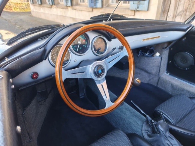 Porsche Gebrauchtwagenangebot PORSCHE 356 SPEEDSTER REPLICA - 2.3L MOTOR