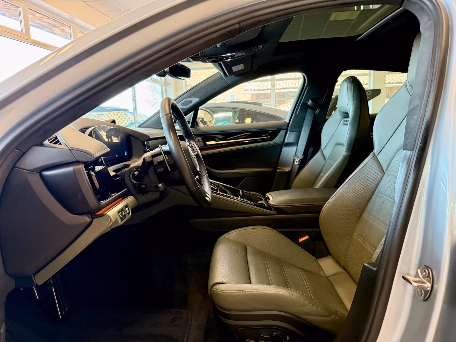 Porsche Gebrauchtwagenangebot PORSCHE PANAMERA TURBO S E-HYBRID - 1 VORBESITZER, TOP-ZUSTAND