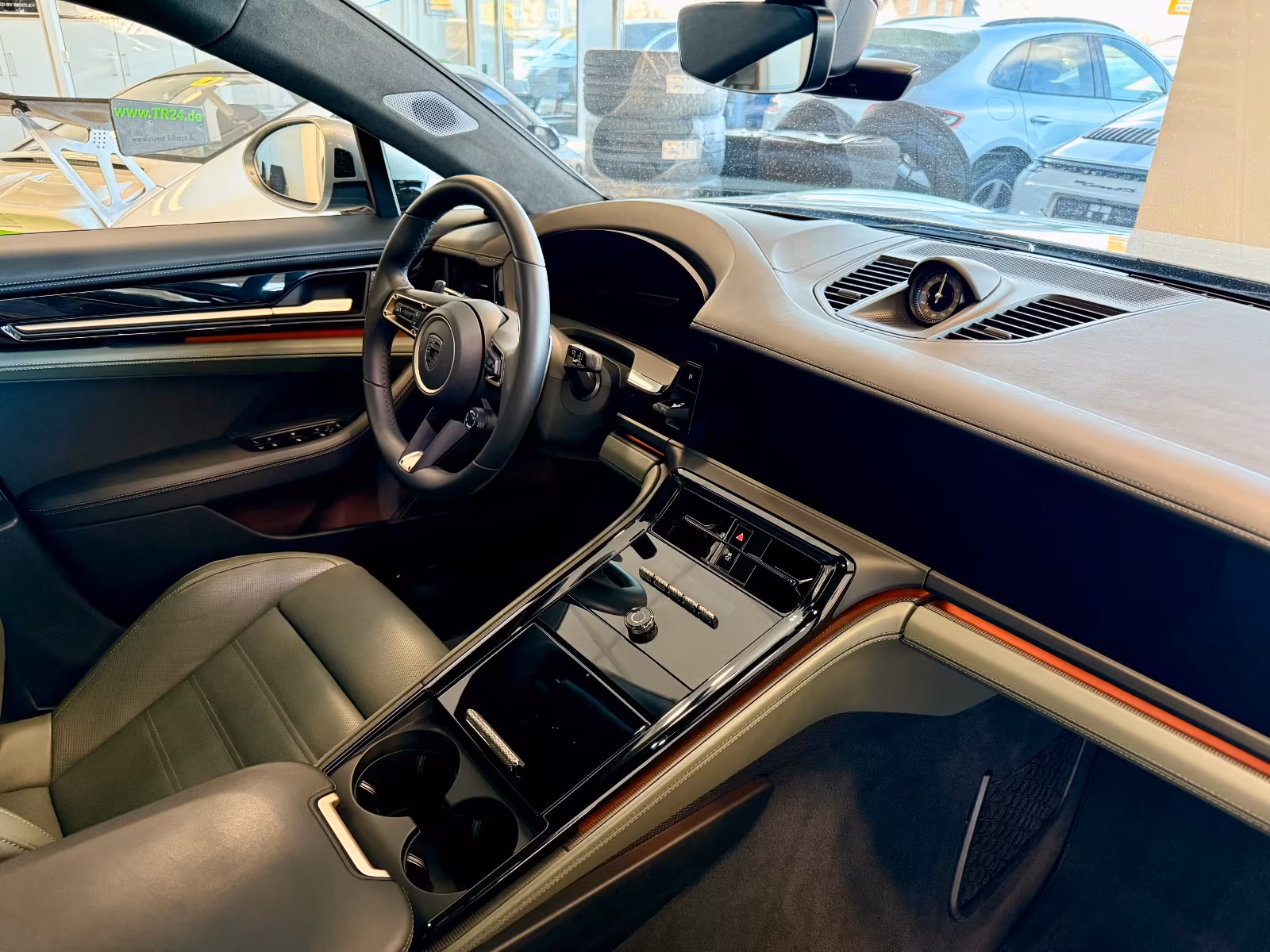 Porsche Gebrauchtwagenangebot PORSCHE PANAMERA TURBO S E-HYBRID - 1 VORBESITZER, TOP-ZUSTAND