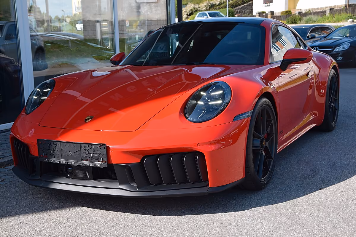 PORSCHE 992 CARRERA 3,6L GTS T-HYBRID - INDISCHROT