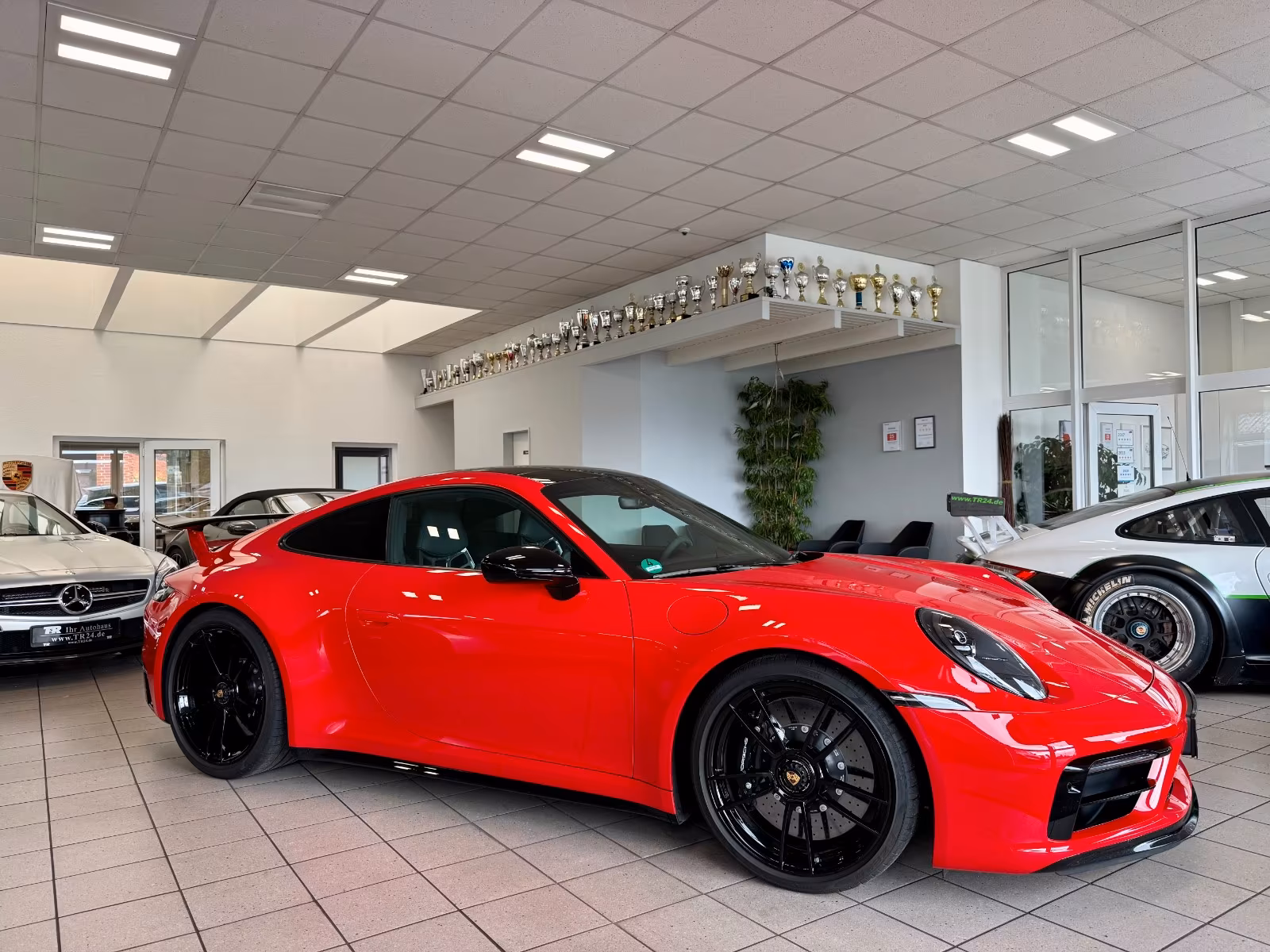 PORSCHE 992 CARRERA GTS COUPE - 1. HAND, INDISCHROT
