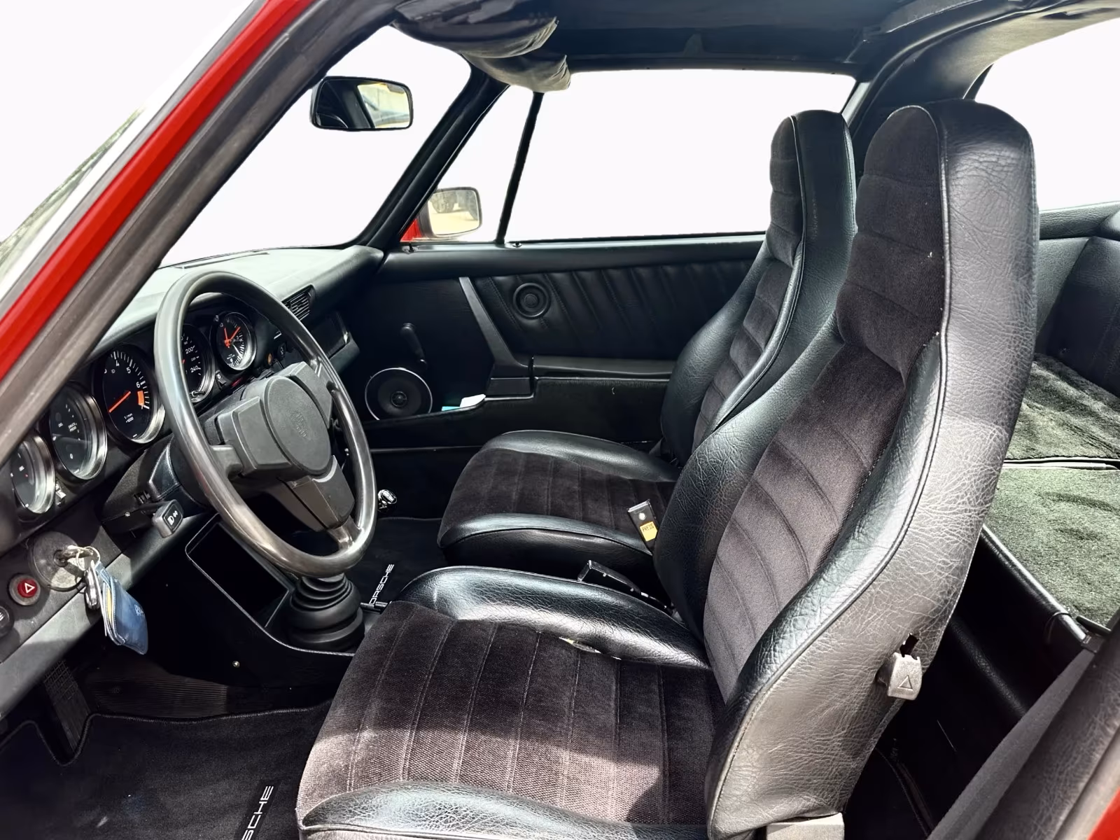 Porsche Gebrauchtwagenangebot PORSCHE 911 SC 3.0L COUPE - H-Kennzeichen