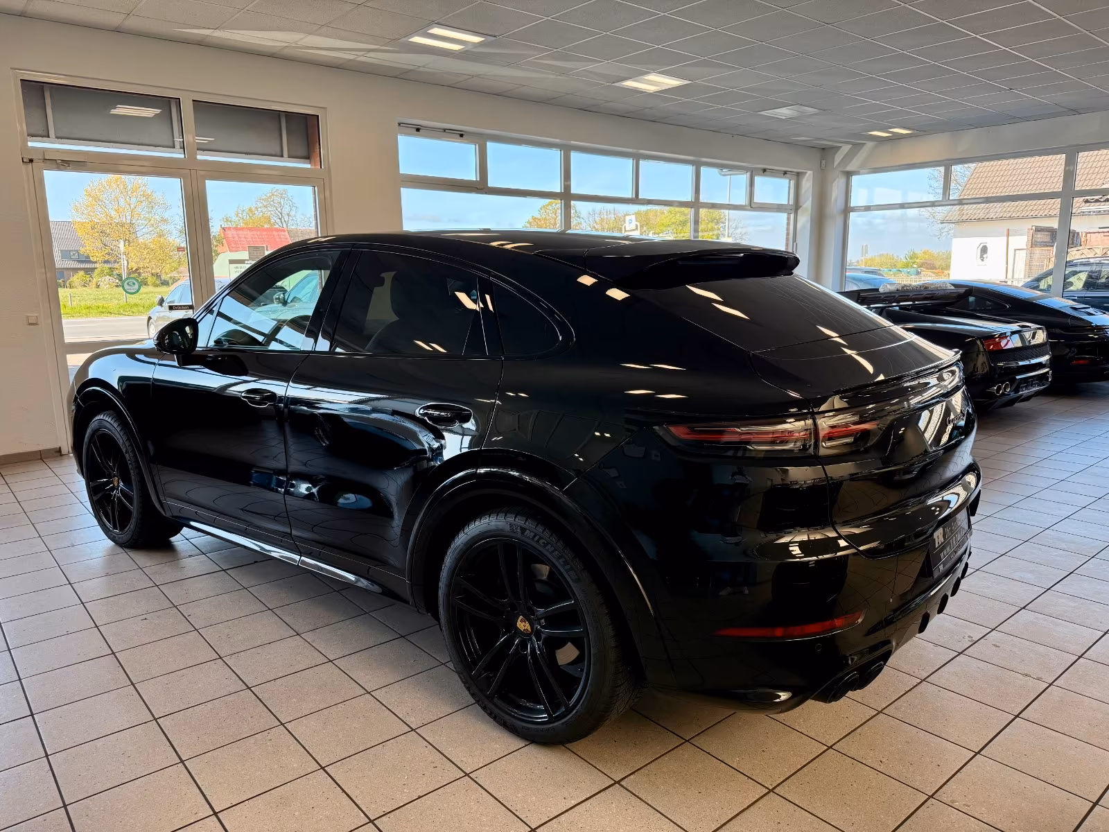 Porsche Gebrauchtwagenangebot PORSCHE CAYENNE COUPE PLATINIUM EDITION SPORT DESIGN