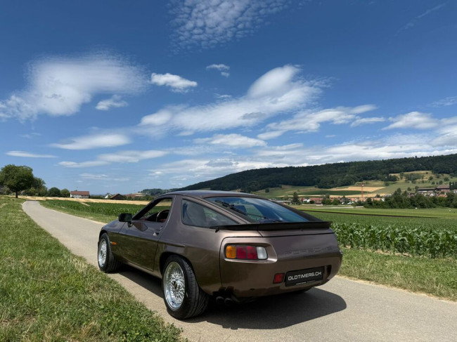 Porsche Gebrauchtwagenangebot PORSCHE 928 S - TOP GEPFLEGT MIT HISTORIE