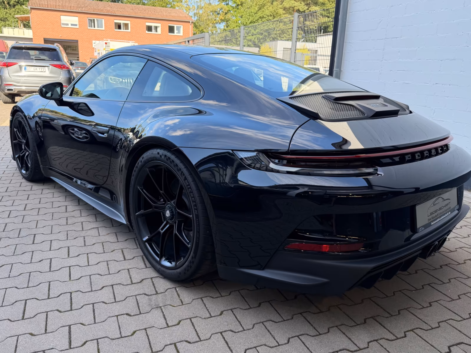 Porsche Gebrauchtwagenangebot PORSCHE 992 GT3 TOURING - 1. HAND
