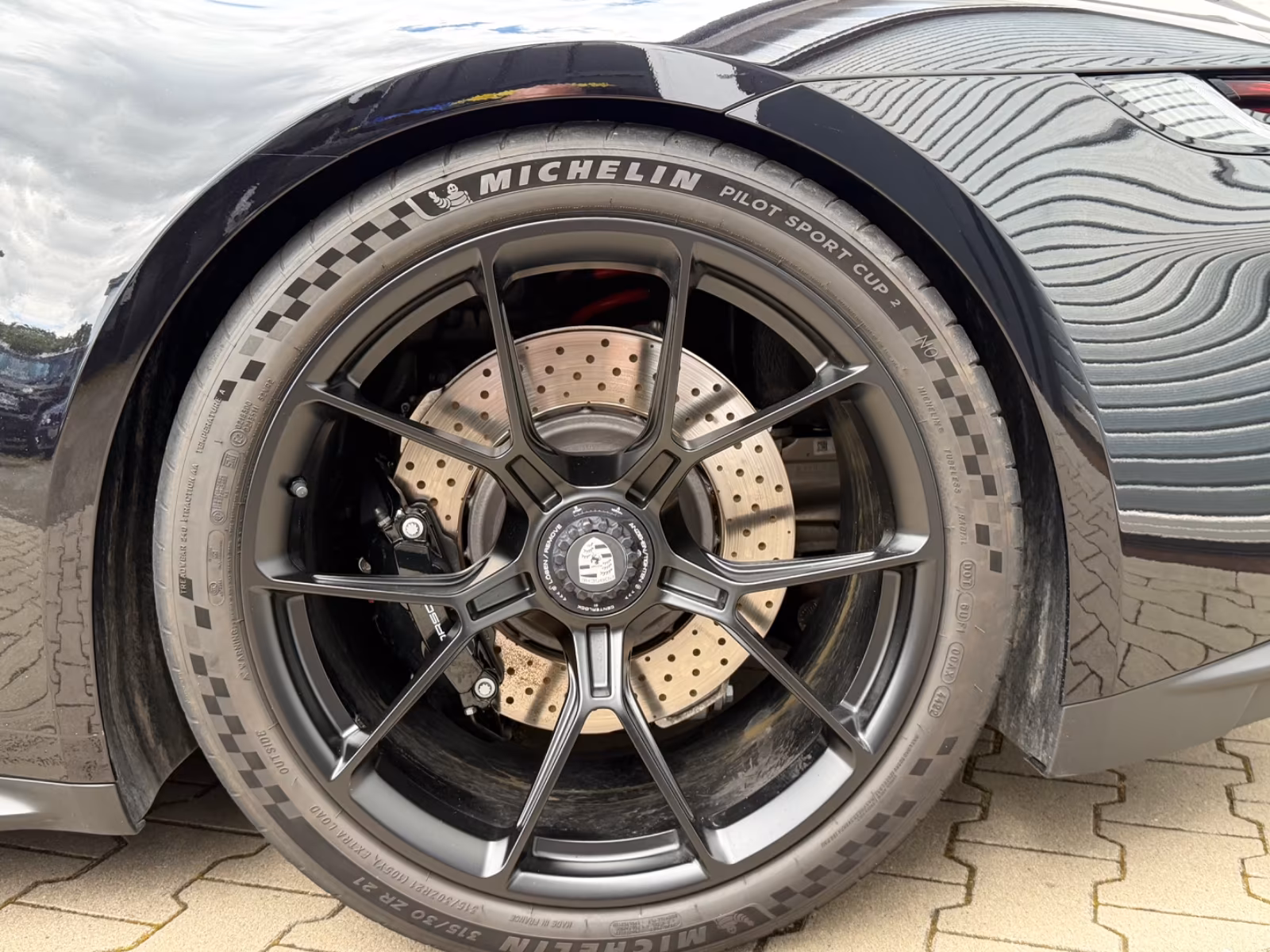 Porsche Gebrauchtwagenangebot PORSCHE 992 GT3 TOURING - 1. HAND