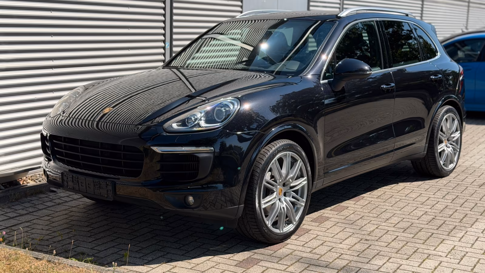 Porsche Gebrauchtwagenangebot PORSCHE CAYENNE S IN TIEFSCHWARZ - 2. HAND