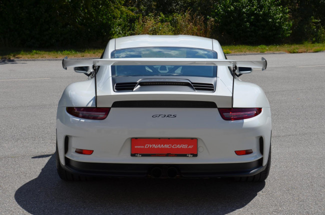 Porsche Gebrauchtwagenangebot PORSCHE 991 GT3 RS IN WEISS - 2. HAND