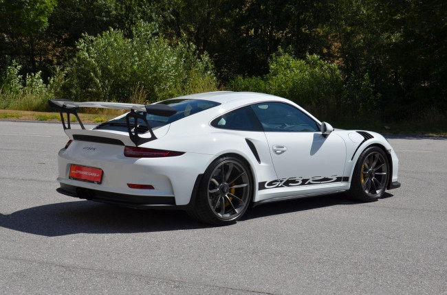 Porsche Gebrauchtwagenangebot PORSCHE 991 GT3 RS IN WEISS - 2. HAND