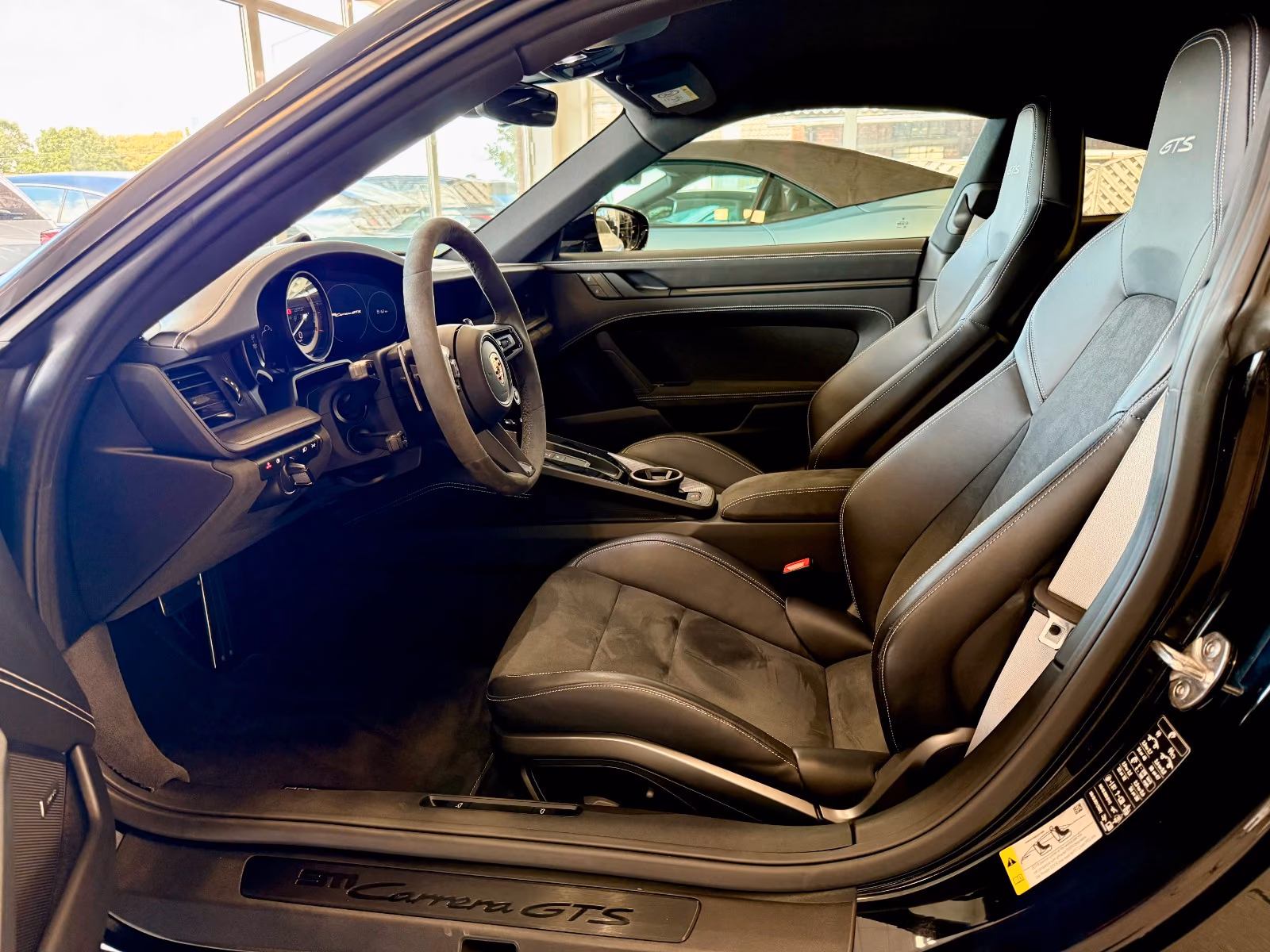 Porsche Gebrauchtwagenangebot PORSCHE 992 CARRERA GTS - SCHWARZ, AERO-KIT, 2.HAND