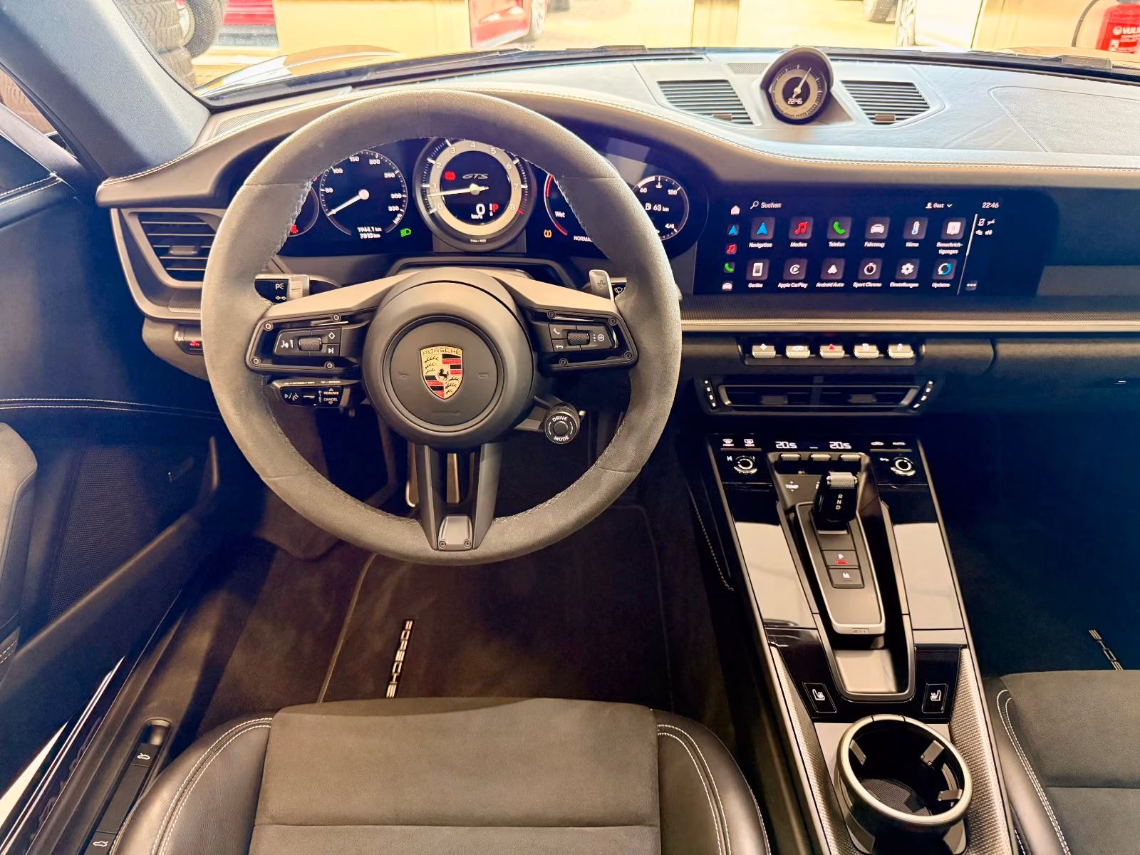 Porsche Gebrauchtwagenangebot PORSCHE 992 CARRERA GTS - SCHWARZ, AERO-KIT, 2.HAND