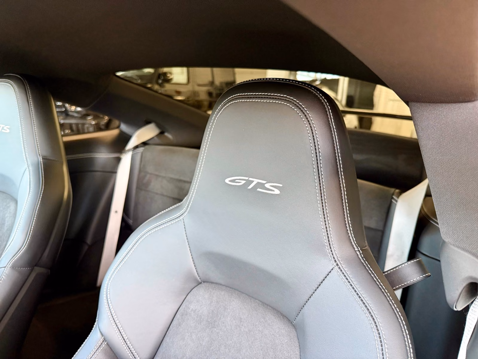 Porsche Gebrauchtwagenangebot PORSCHE 992 CARRERA GTS - SCHWARZ, AERO-KIT, 2.HAND