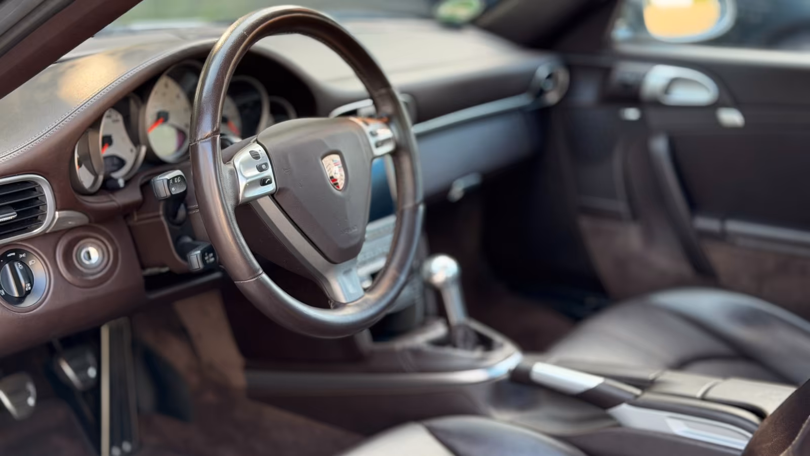 Porsche Gebrauchtwagenangebot PORSCHE 997 4S TARGA - 2 FAHRZEUGHALTER, SILBER