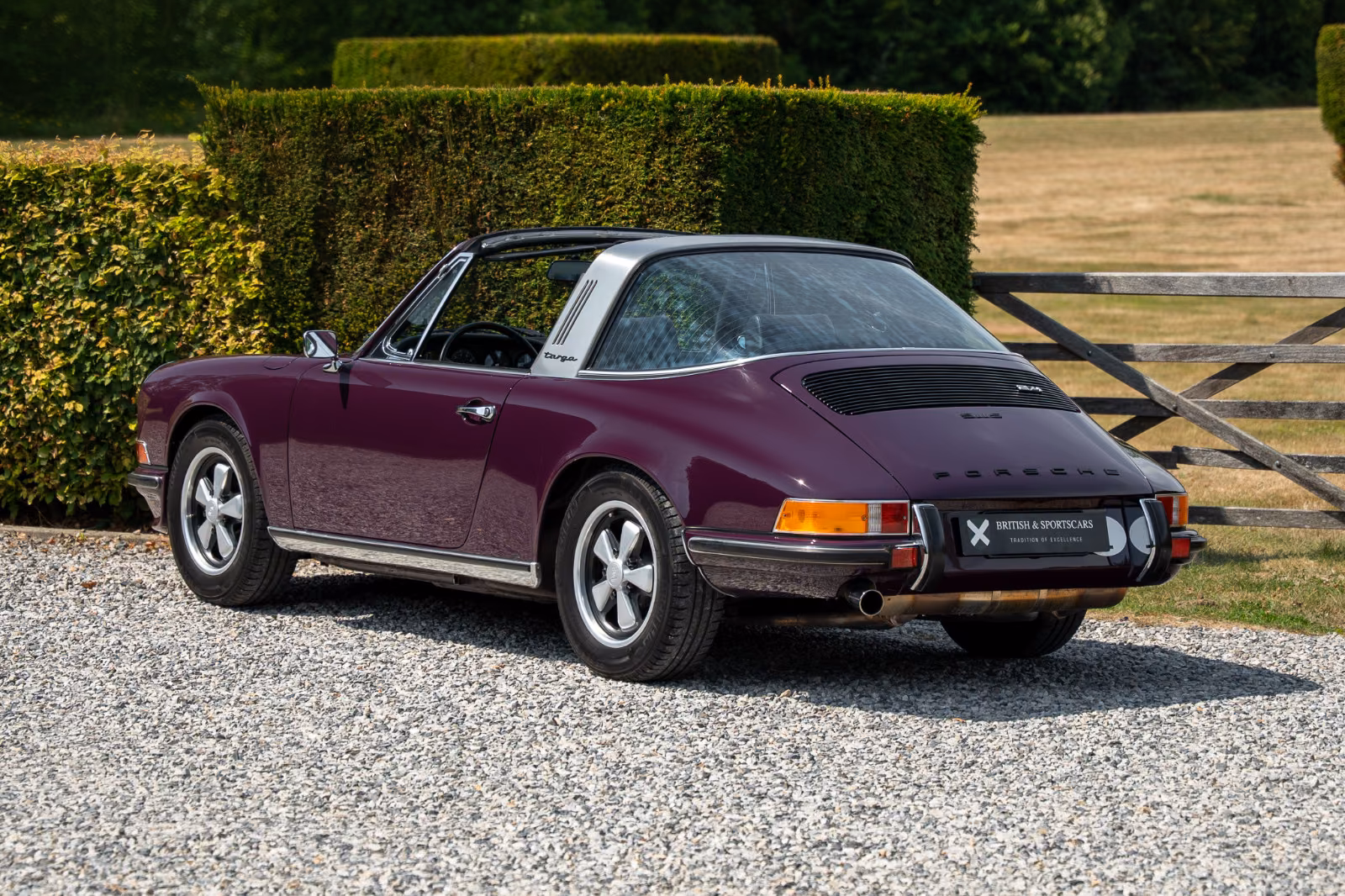 Porsche Gebrauchtwagenangebot PORSCHE 911 2,4L S TARGA - ÖLKLAPPE, VOLL RESTAURIERT