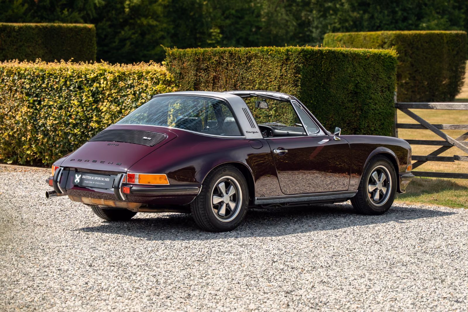 Porsche Gebrauchtwagenangebot PORSCHE 911 2,4L S TARGA - ÖLKLAPPE, VOLL RESTAURIERT