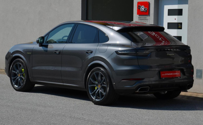 PORSCHE CAYENNE E-HYBRID COUPE - 3 FAHRZEUGHALTER