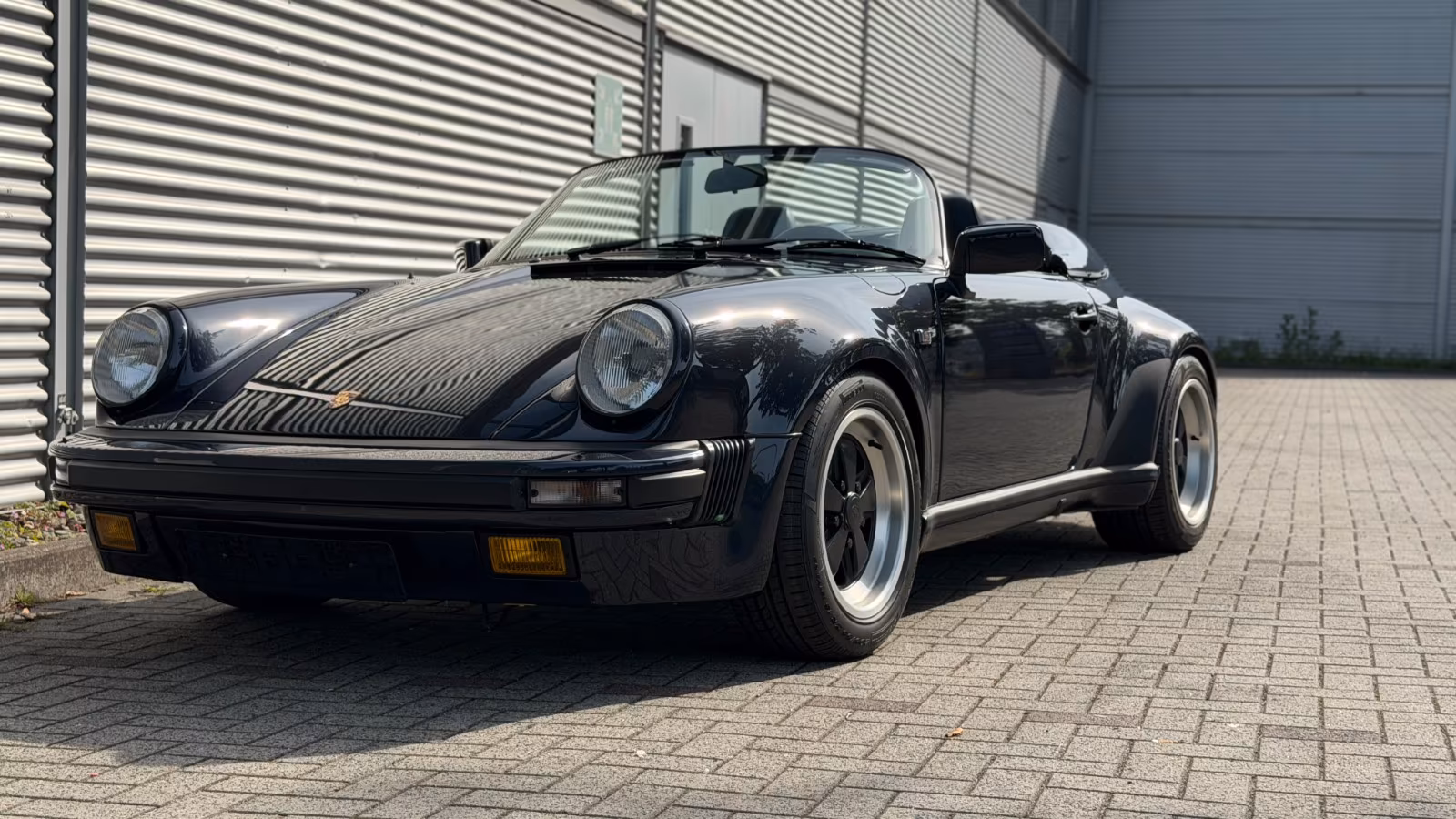 Porsche Gebrauchtwagenangebot PORSCHE 911 SPEEDSTER - MACAOBLAU