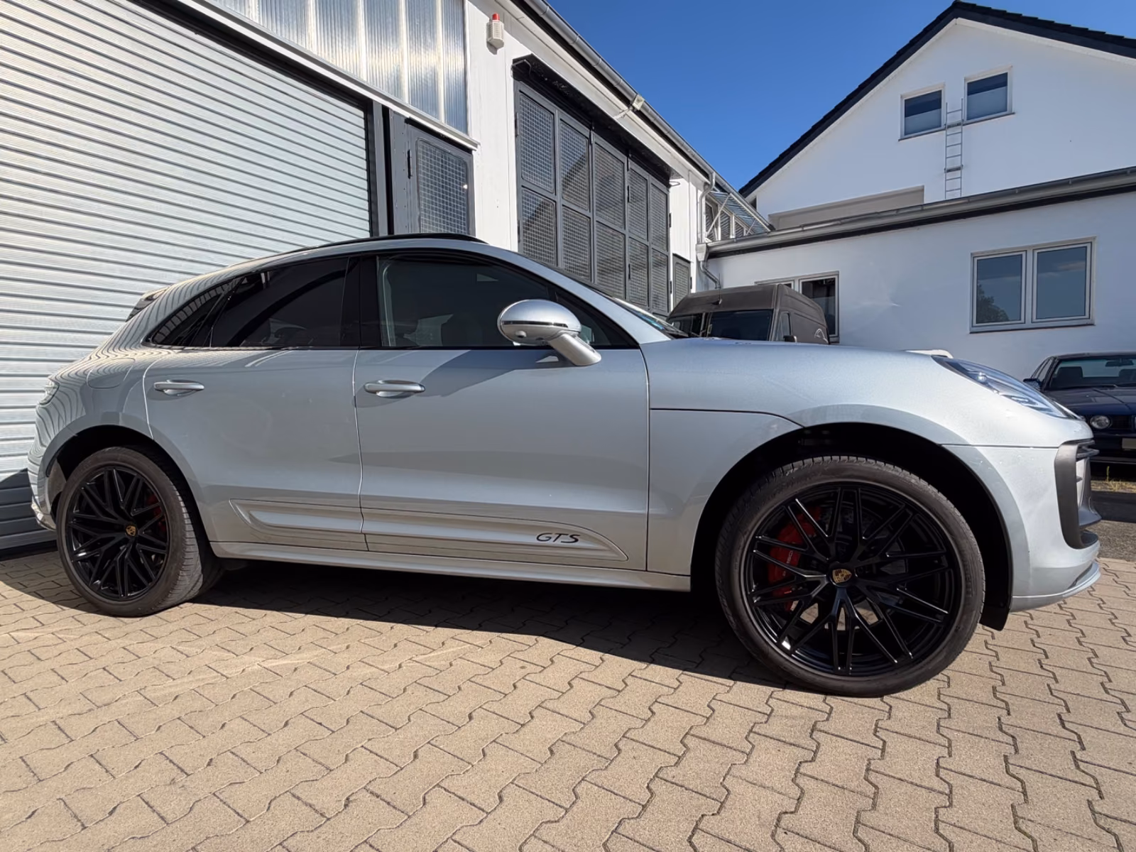 Porsche Gebrauchtwagenangebot PORSCHE MACAN GTS IN DOLOMITSILBER, 1 VORBESITZER