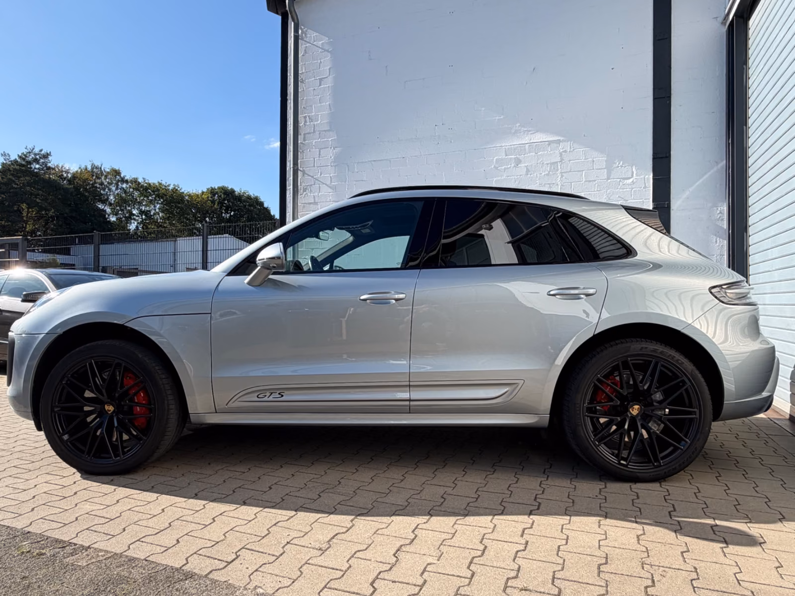 Porsche Gebrauchtwagenangebot PORSCHE MACAN GTS IN DOLOMITSILBER, 1 VORBESITZER