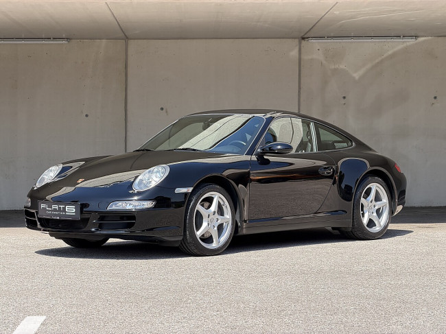 PORSCHE 997.1 CARRERA 4 COUPE IN SCHWARZ, TIPTRONIC