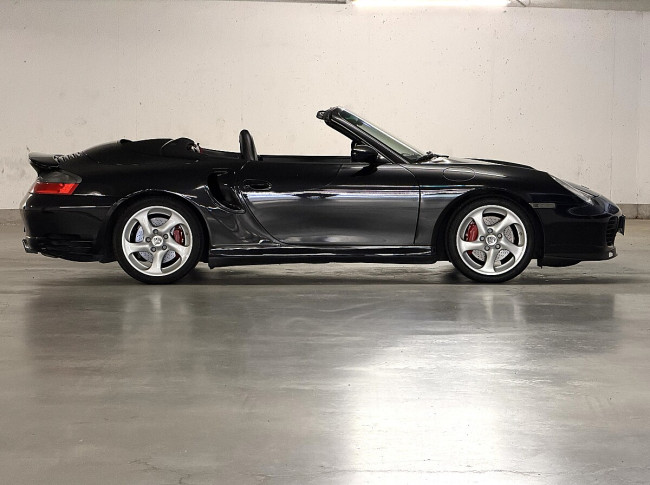 Porsche Gebrauchtwagenangebot PORSCHE 996 TURBO COUPE - BLACK MAGIC PERLEFFEKT