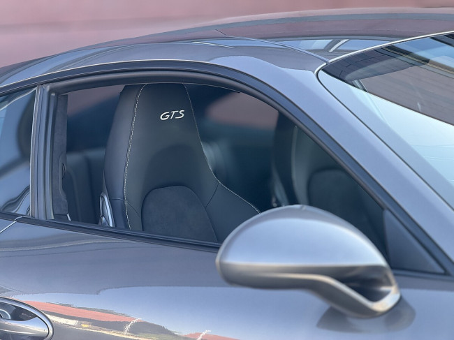 Porsche Gebrauchtwagenangebot PORSCHE 991.1 CARRERA GTS IN ACHATGRAU, PDLS, ERSTLACK