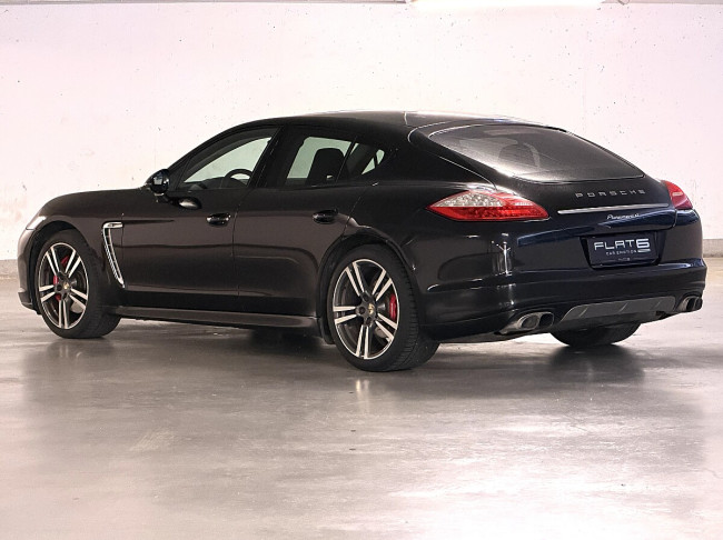 Porsche Gebrauchtwagenangebot PORSCHE PANAMERA 4 PLATINIUM EDITION IN SCHWARZ