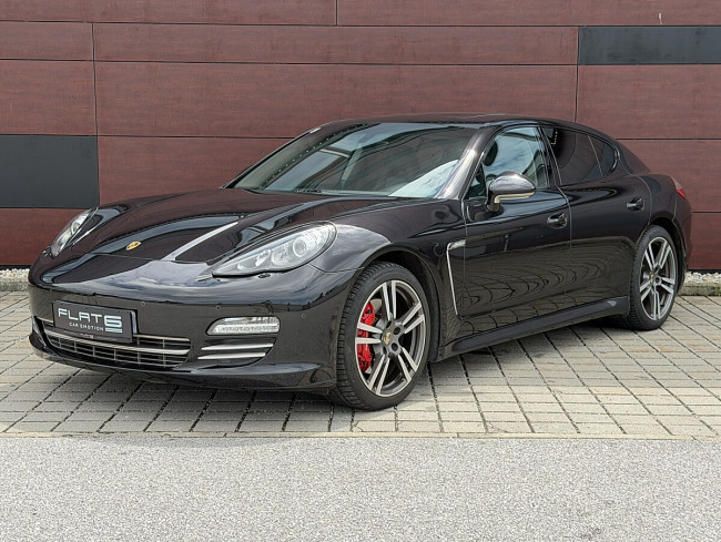 Porsche Gebrauchtwagenangebot PORSCHE PANAMERA 4 PLATINIUM EDITION IN SCHWARZ