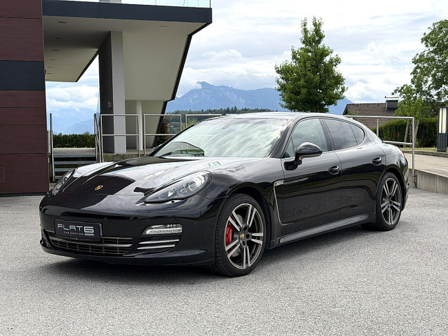 Porsche Gebrauchtwagenangebot PORSCHE PANAMERA 4 PLATINIUM EDITION IN SCHWARZ