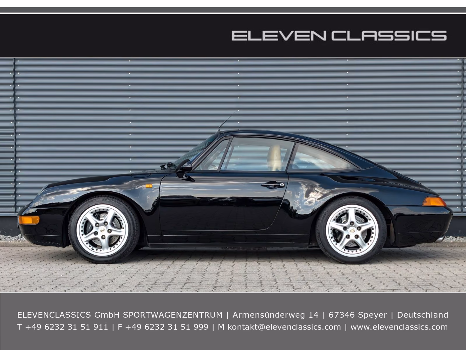 PORSCHE 993 TARGA IN SCHWARZ (A1)
