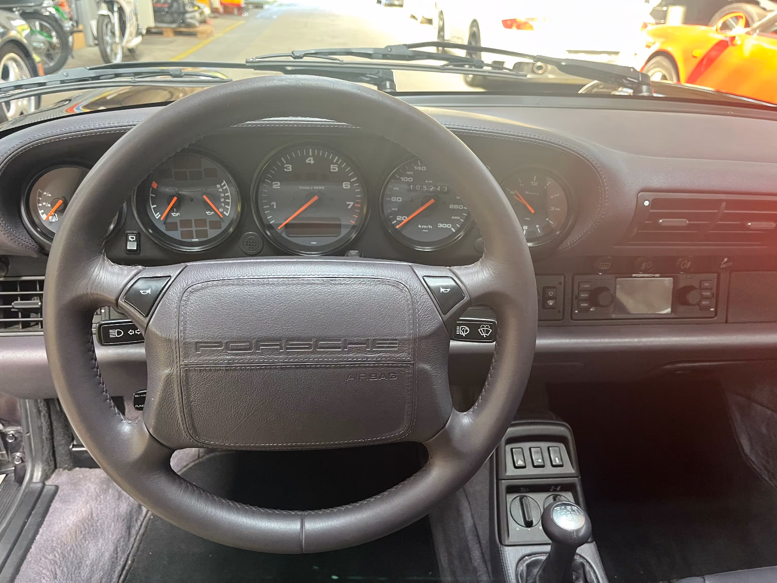 Porsche Gebrauchtwagenangebot PORSCHE 964 CARRERA 4 JUBI WERKSTURBOLOOK