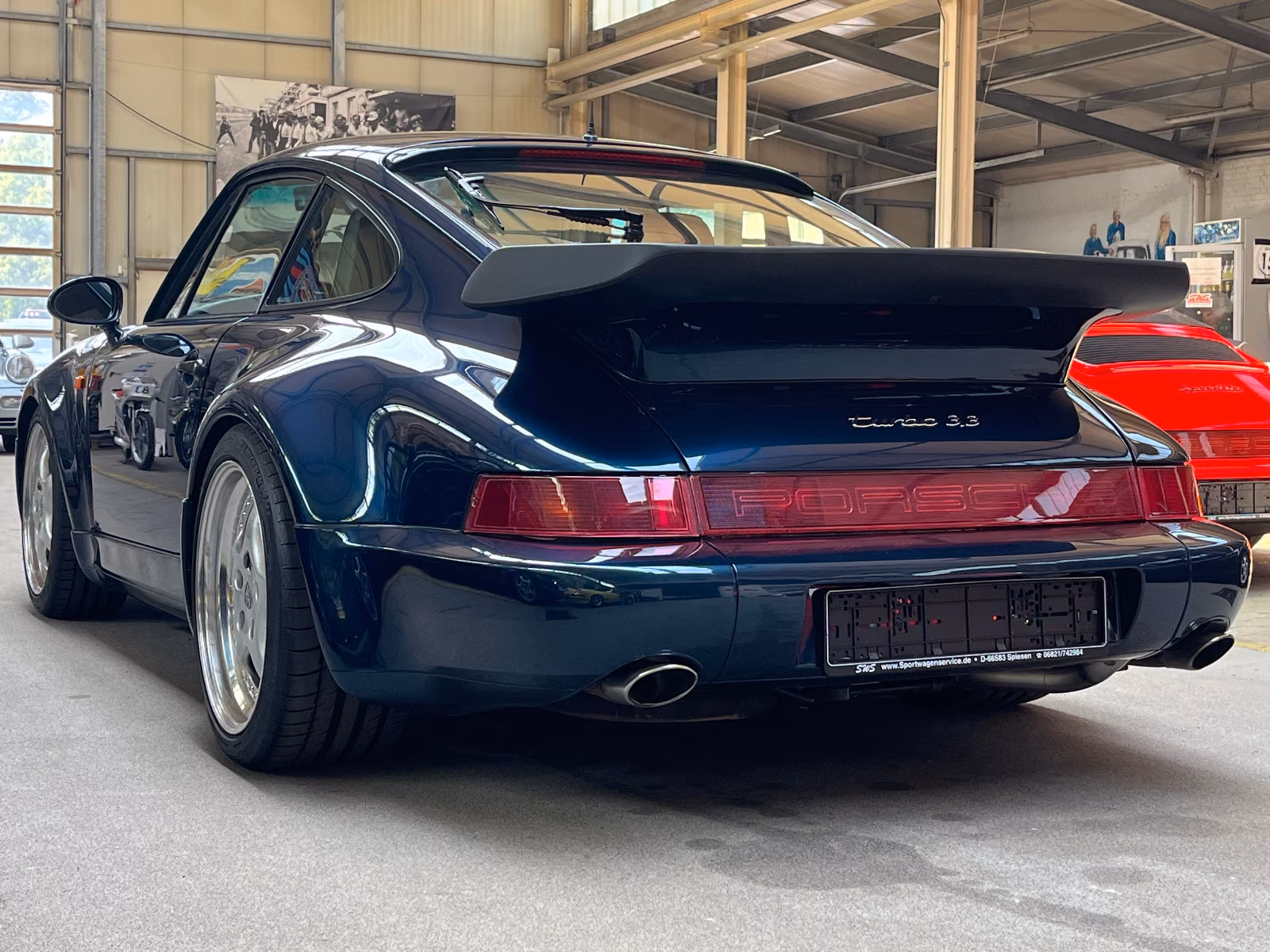 Porsche Gebrauchtwagenangebot PORSCHE 964 TURBO 3.3L COUPE IN AMAZONASGRÜN