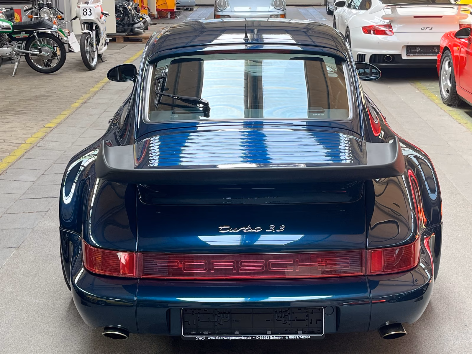 Porsche Gebrauchtwagenangebot PORSCHE 964 TURBO 3.3L COUPE IN AMAZONASGRÜN
