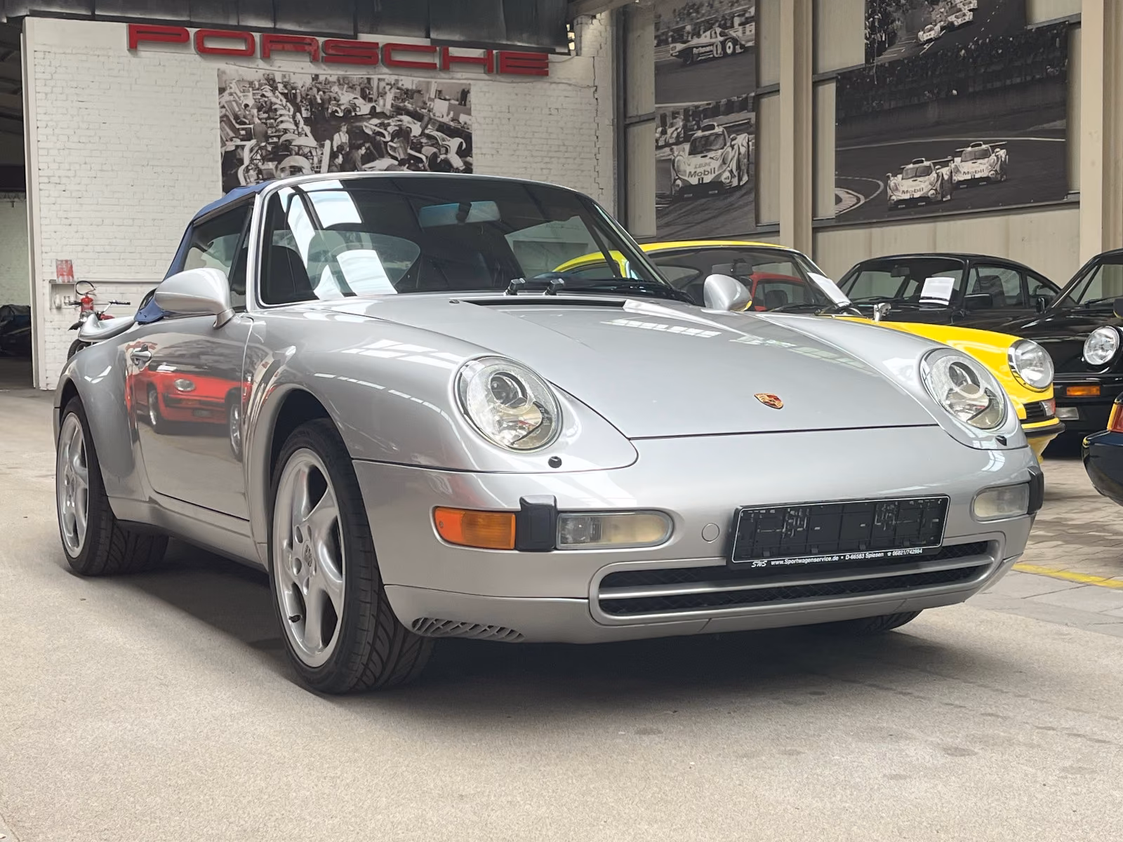 Porsche Gebrauchtwagenangebot PORSCHE 993 CARRERA 2 CABRIOLET IN ARKTISSILBER