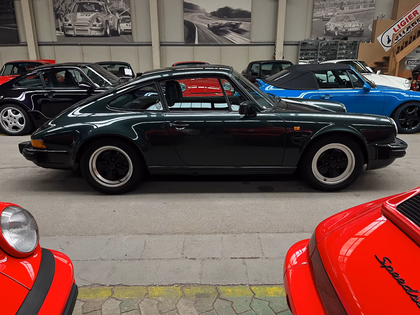 Porsche Gebrauchtwagenangebot PORSCHE 911 (URMODELL) 3.2L CARRERA COUPE IN MOOSGRÜN