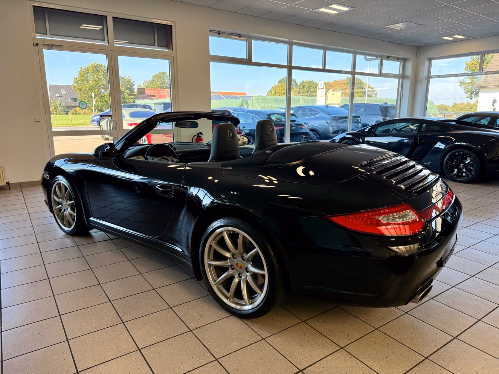 Porsche Gebrauchtwagenangebot PORSCHE 997 CARRERA 4 CABRIOLET - 1. HAND