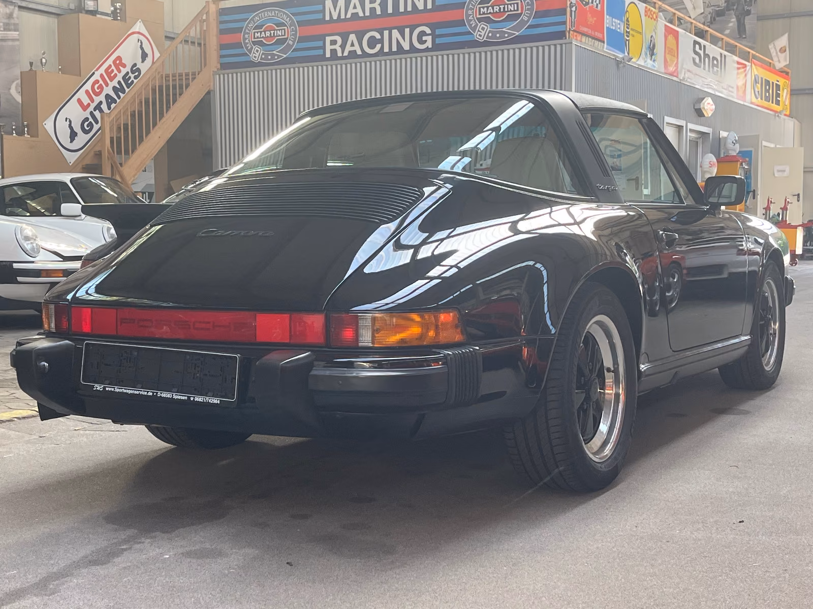 Porsche Gebrauchtwagenangebot PORSCHE 911 TARGA IN SCHWARZ